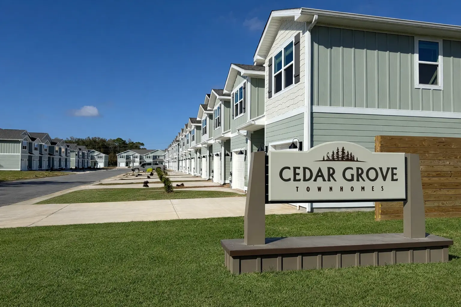 Cedar Grove Townhomes Exterior